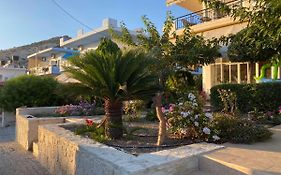 Sindonia Beach Apartment'S